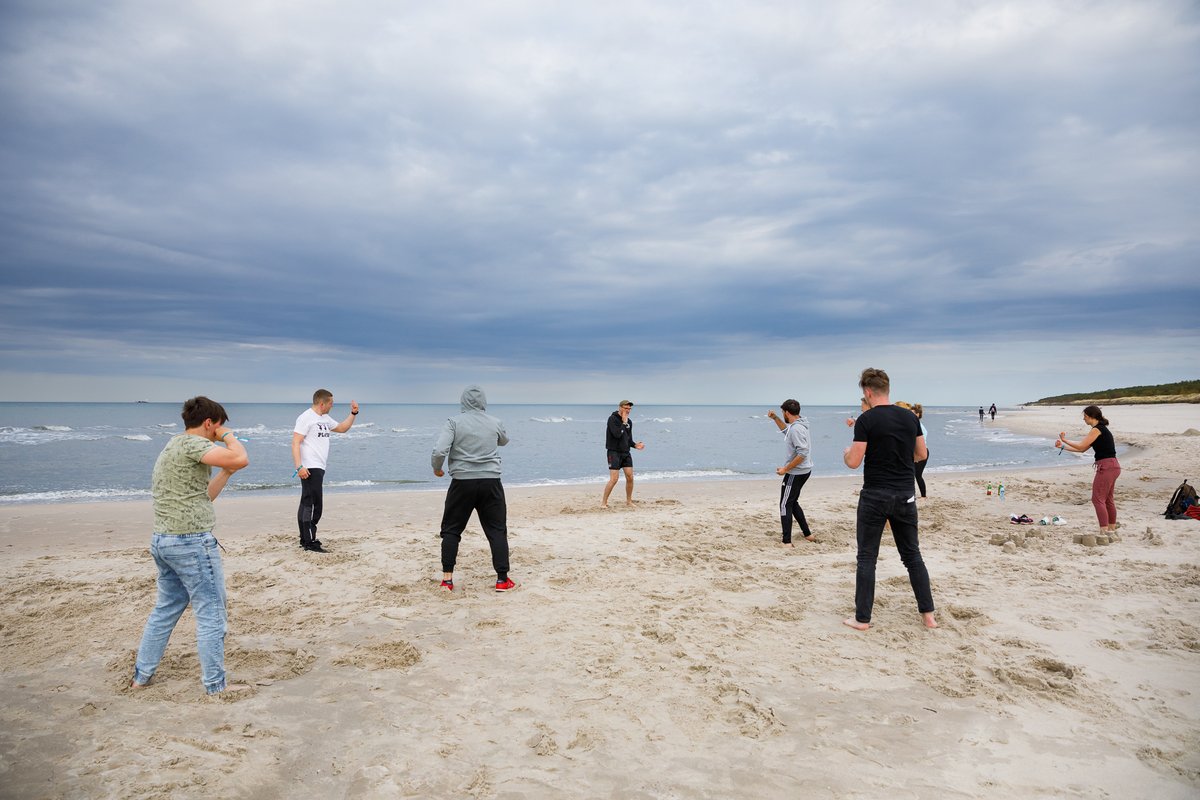 meetDAC's tweet photo. Seaside view, live music, delicious food, and loads of inspiring conversations happened to the https://t.co/Fxo3dblBkc team last weekend.
We got back home as a better and stronger team!
#integrationtrip #DACtrip #DACteam #ITjob https://t.co/tY4JXqNnBl