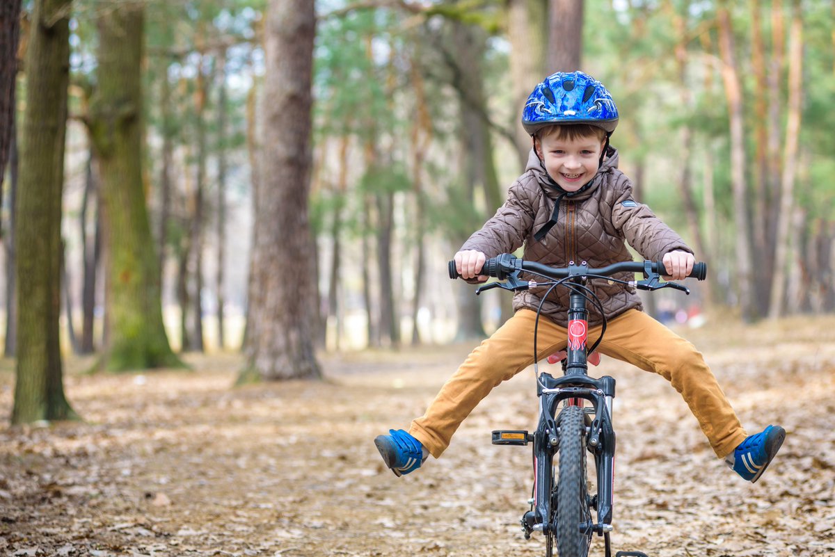 Dept_Transport's tweet photo. Are you taking the #BikeWeekPledge?
Today's theme is: #CycleTogether - whether with family, your significant other, friends or as a community, enjoy a spin๐ฒtogether.
Share your pics and tag @TFIupdates when you take the pledge!
#BikeWeek https://t.co/8tTiCxgRYH