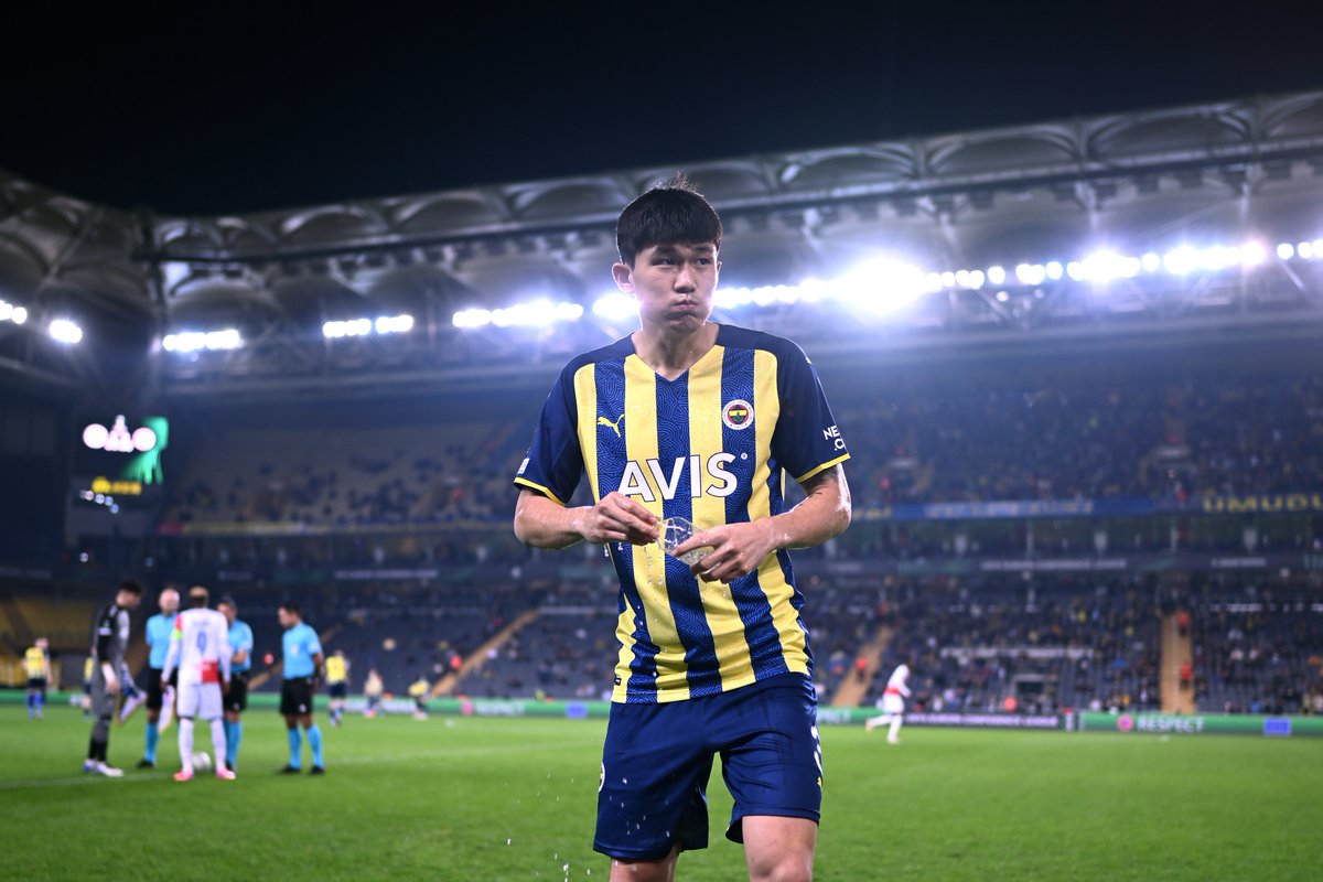 thespursweb's tweet photo. Tottenham Hotspur have made serious offers to sign Kim Min-jae from Fenerbahce. 

- Fanatik https://t.co/Bt1MQbdumv