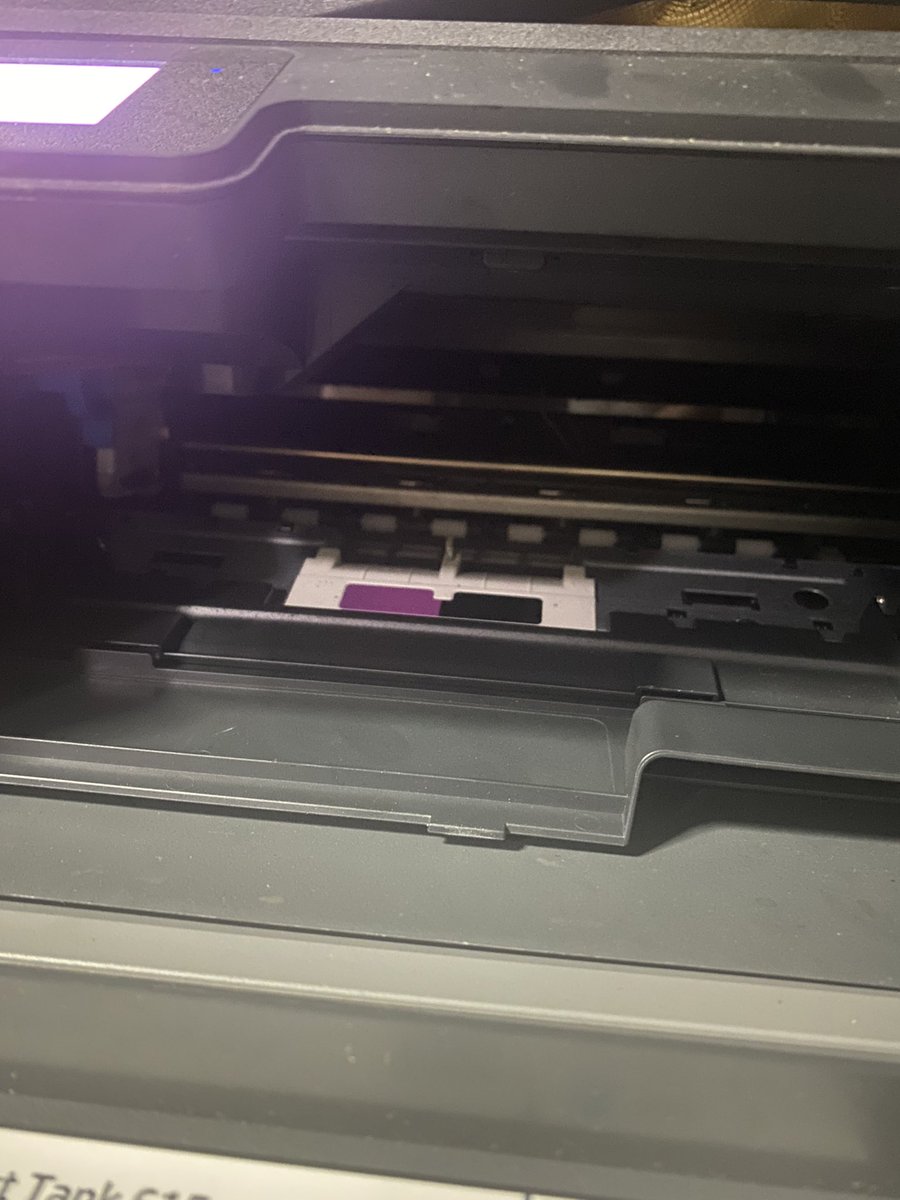 OneCarlosRivera's tweet photo. Hi @HPSupport I'm trying to replace the print head on my HP Smart Tank 615, but the print heads are not moving into position. What should i do? https://t.co/ARlJEQ3e76