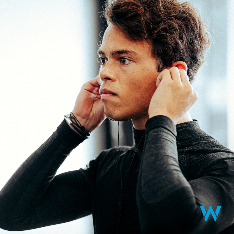 WilliamsF1's tweet photo. The team can confirm that @nyckdevries will take part in FP1 on Friday, fulfilling one of the two mandated young driver sessions this season 👍