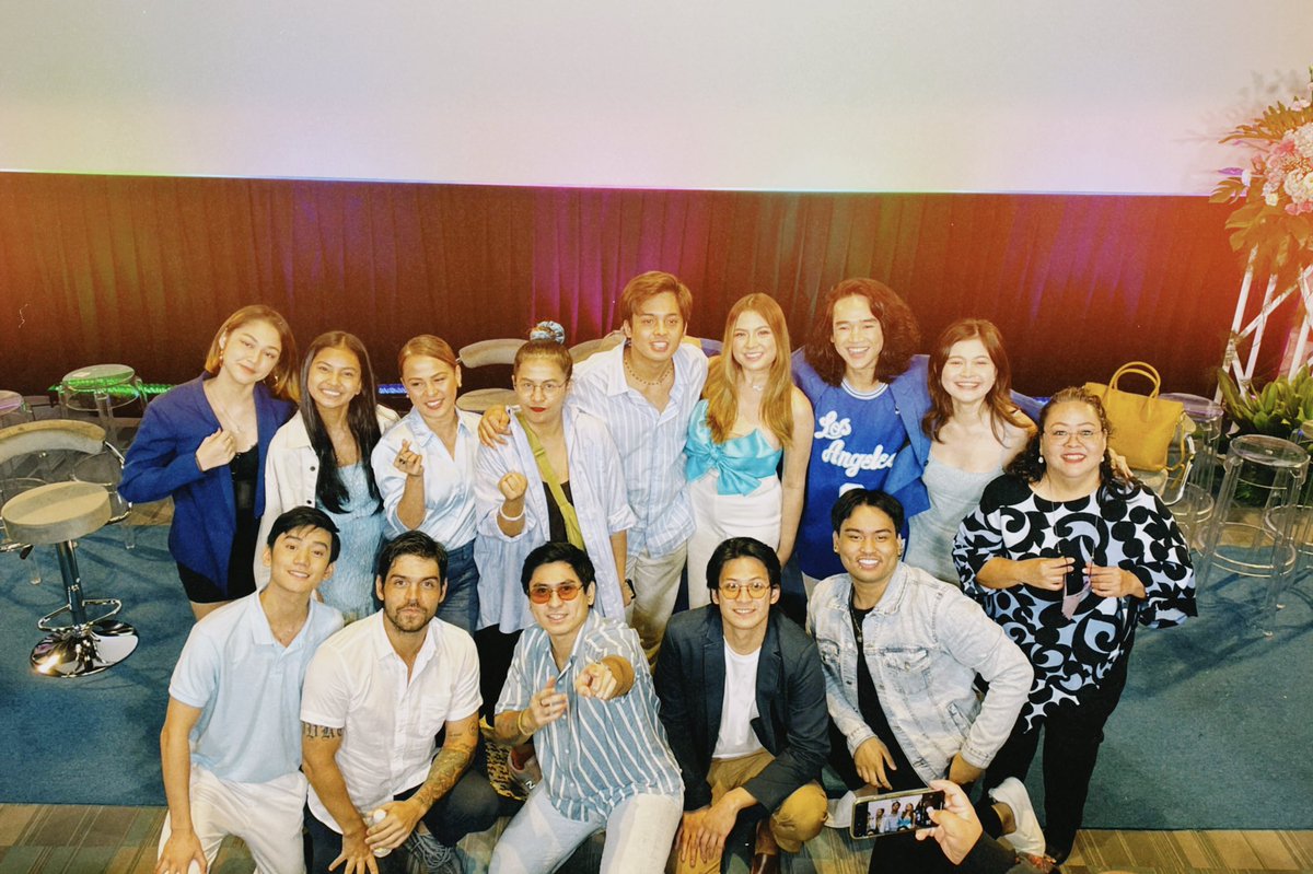 alexailacad's tweet photo. We took the long way 'round
Been in the lost and found
I feel so f***ing grateful
I'm just so f***ing grateful
🙏🏻🤍🥹🎶

sweethearts, solids, friends, fam, loving press, &amp; RTM family, THANK YOU for another dream come true 🥰 
4 days nalang, mapapanood niyo na po ang “RUN TO ME!” https://t.co/2eyx5jsoan
