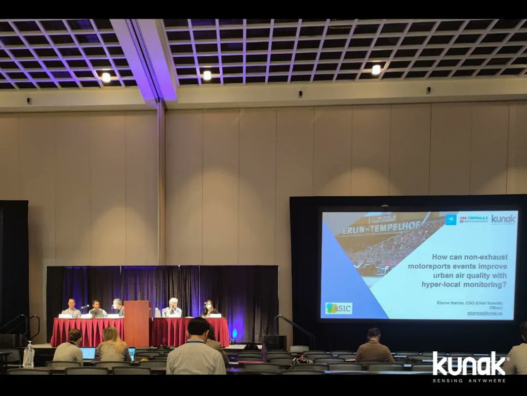 KunaK_sensing's tweet image. Our colleague Edurne Ibarrola, CSO of Kunak, presenting the paper on how to improve #airquality at motorsport events through hyperlocal monitoring at #ASIC2022