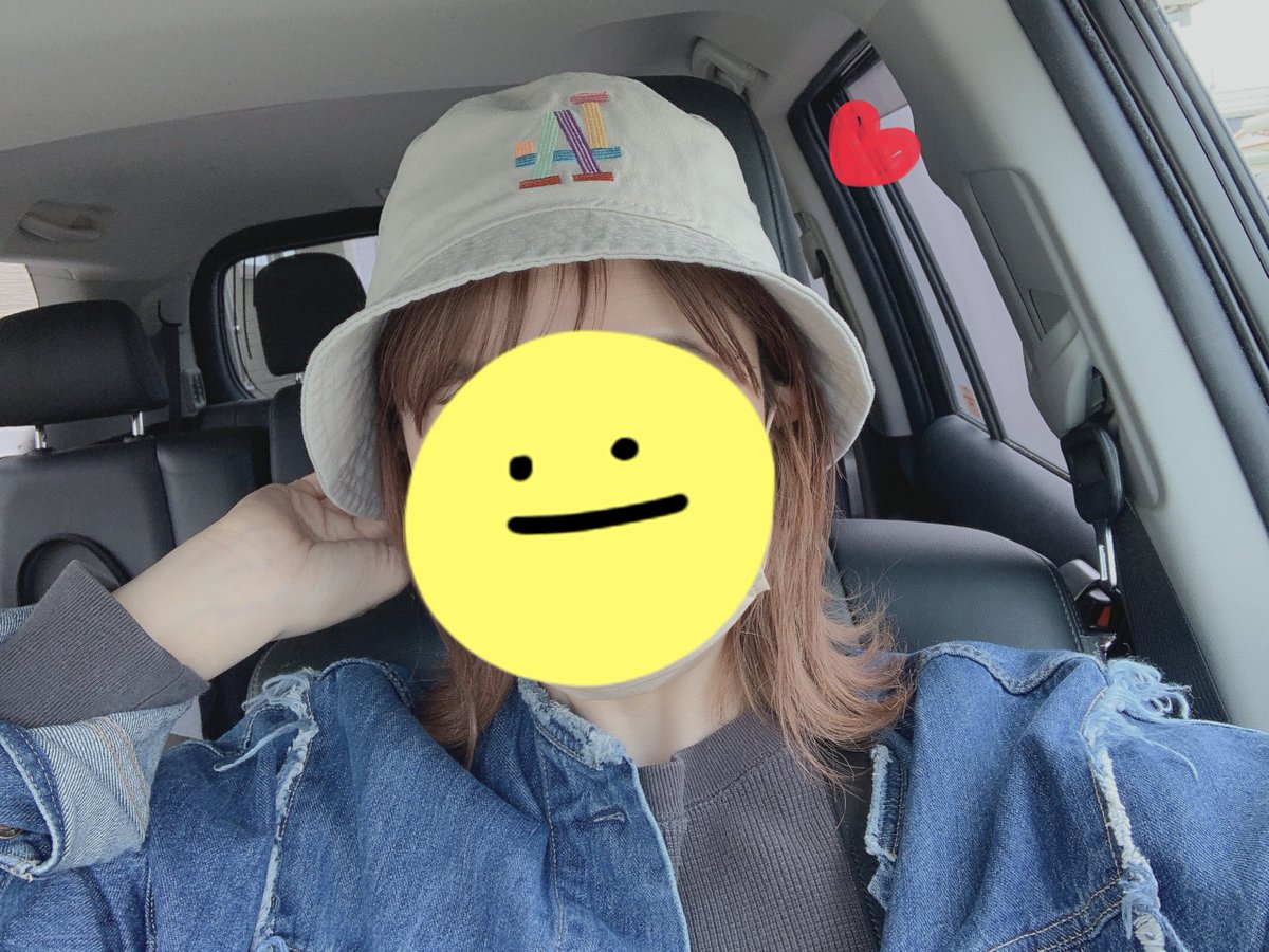 niko01081322's tweet photo. 今日BAYFLOWに行ってバケハ買ってきたー♪♪
色味はベージュ。
しれっと着画、こんなかんじ。
サイズ感もちょうど良くて良きまる👍
おすすめょ〜💓
今日早速これ被って散歩してきた!
ウキウキで🤣💜
#newerabts #ニューエラ #bts https://t.co/xepmTz6Mdg