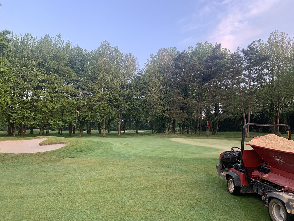 Light too dressing on the greens this morning
