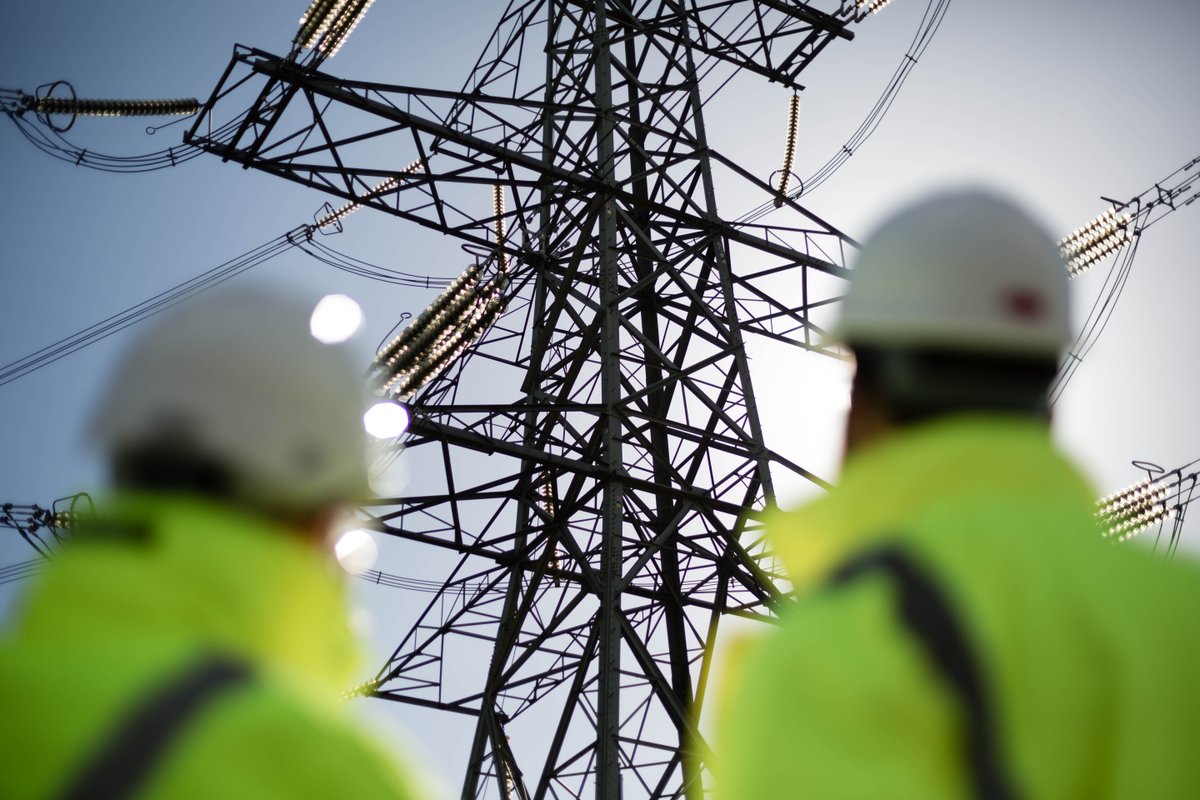 JacobsConnects's tweet photo. #OurJacobs & @MEServicesUK JV, #J1M, has been awarded 3️⃣ @nationalgriduk projects that will help enable the U.K.’s transition to more sustainable energy systems.
Read the press release ➡ https://t.co/SVCRuFAWt6
#energytransition #energysecurity #netzero #energyservices https://t.co/C3PijVWIYP