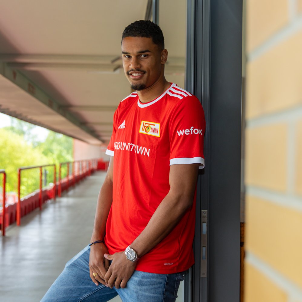 fcunion's tweet photo. Oh ja, steht Dir, Danilho 🔴⚪️ https://t.co/rbuC38MPSA