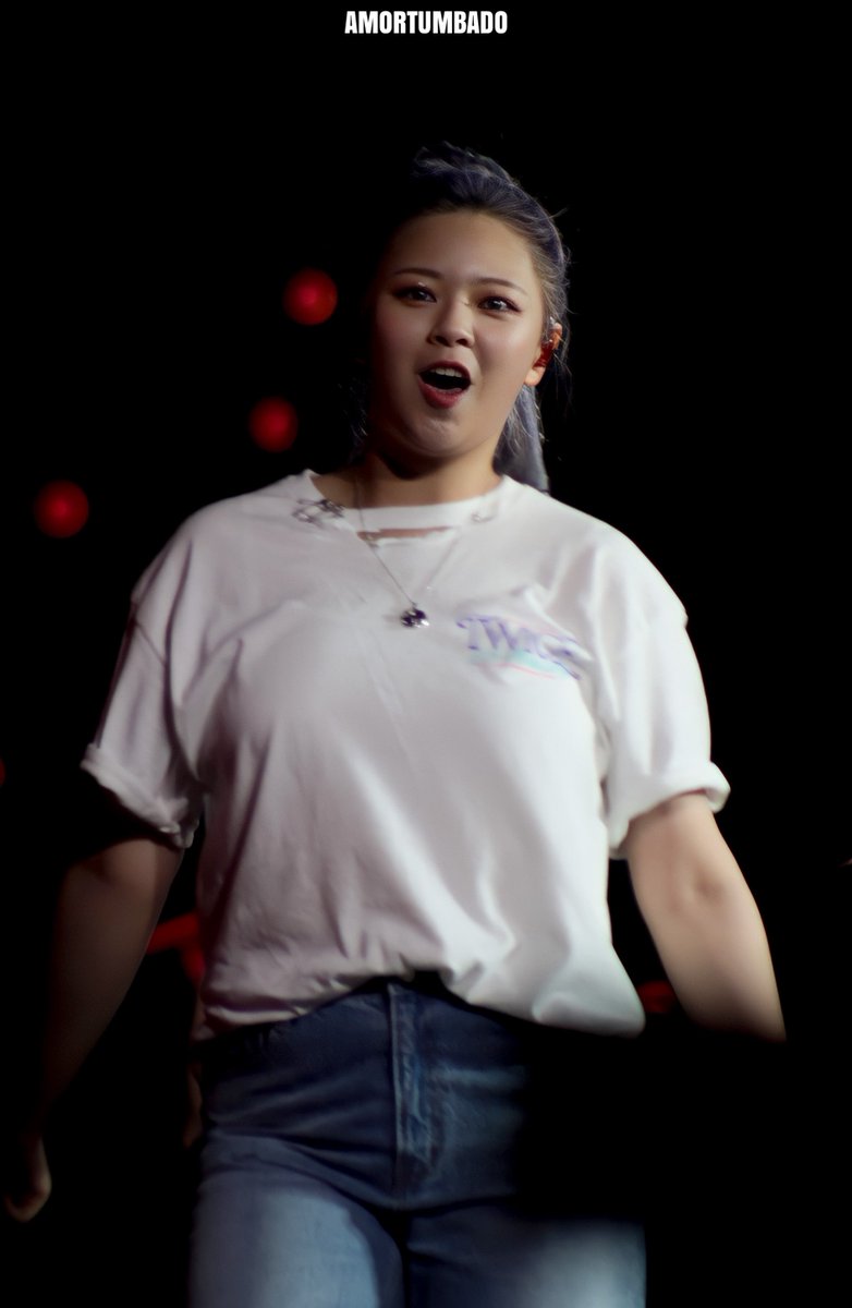 AMORTUMBADO's tweet photo. 220514 TWICE ENCORE in LA

#TWICE_4TH_WORLD_TOUR_ENCORE #TWICEINLA #TWICE #JEONGYEON https://t.co/MoeQ0DYh21