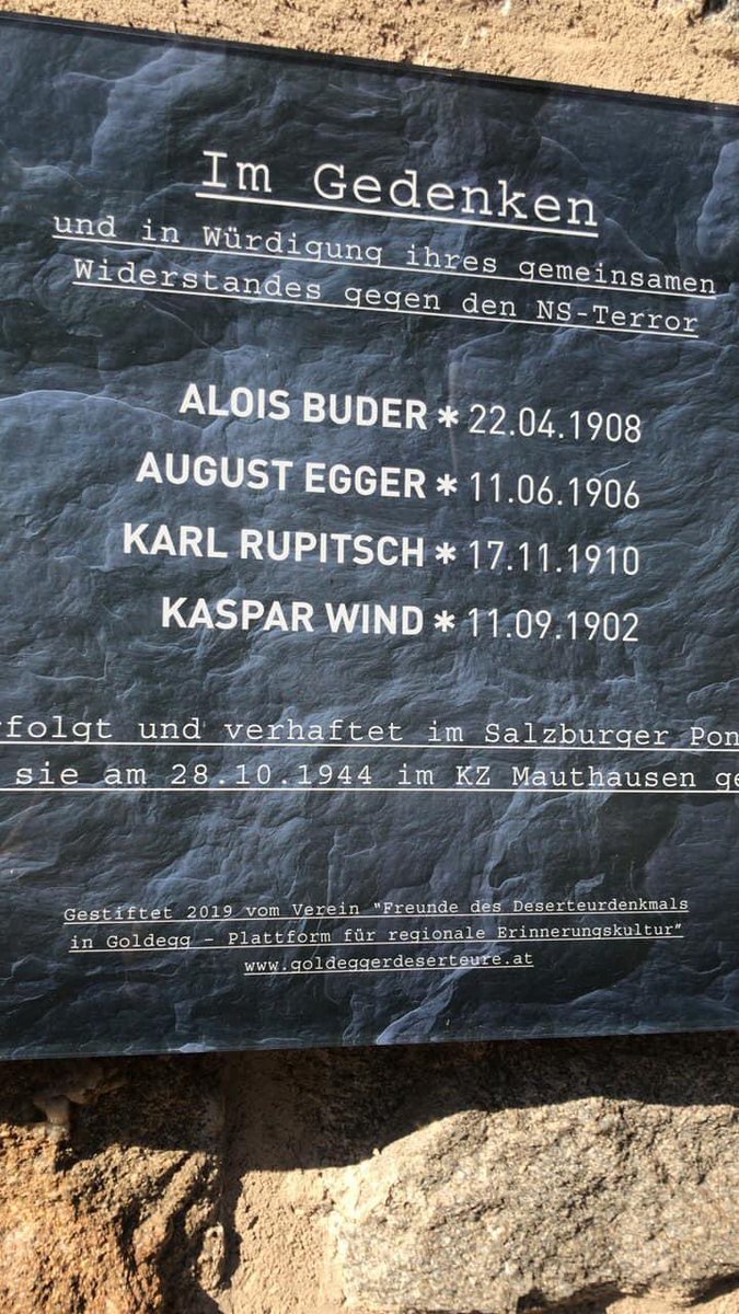 TriangleBlauAT's tweet photo. Algunes de les tantes plaques commemoratives... https://t.co/6OiILVH6Kb
