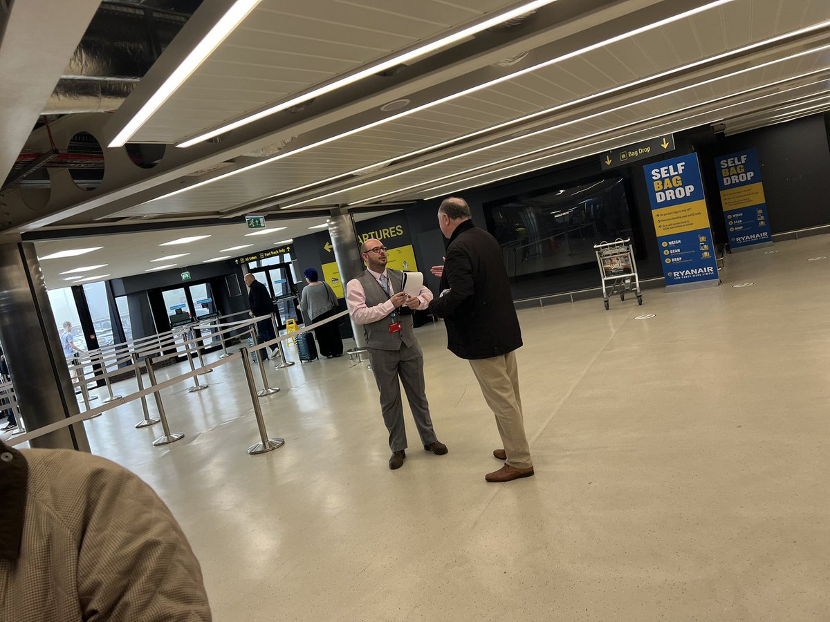 barry3253's tweet photo. @AerLingus  LBA-Dublin, thanks for the cancellation, it made the two hours queuing to get through security really worth while! 4.5hrs and back to square one https://t.co/Sgg6mCYsfg