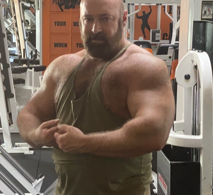 https://t.co/UeRsryHY8Q<a href="/tag/findom"class="tags"><span>#findom</span></a><a href="/tag/cashmaster"class="tags"><span>#cashmaster</span></a><a href="/tag/musclebear"class="tags"><span>#musclebear</span></a><a href="/tag/hairymaster"class="tags"><span>#hairymaster</span></a>