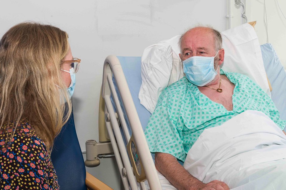 uhbtrust's tweet photo. Visiting restrictions at our hospitals will be eased from today. Speak to the ward staff to arrange a visit and read important  information on our website: https://t.co/jYspv9oMup https://t.co/FKanmrwtZB
