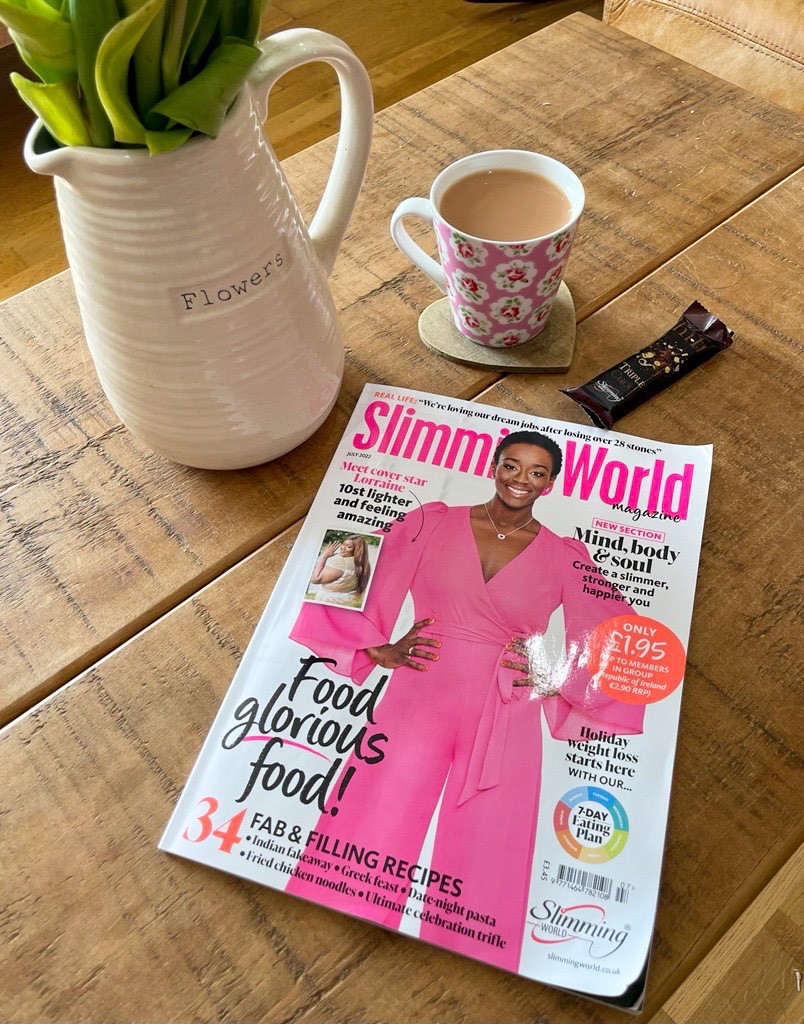 SlimmingWorld's tweet photo. Our brand new issue of #SWMagazine has had a makeover and is now available for members to pick up from their #SlimmingWorld group 🙌! Sit back and enjoy some me-time with pages of filling #HealthyRecipes, inspiring #WeightLoss stories and our new mind, body and soul section 💖. https://t.co/kKN1aG8ryz