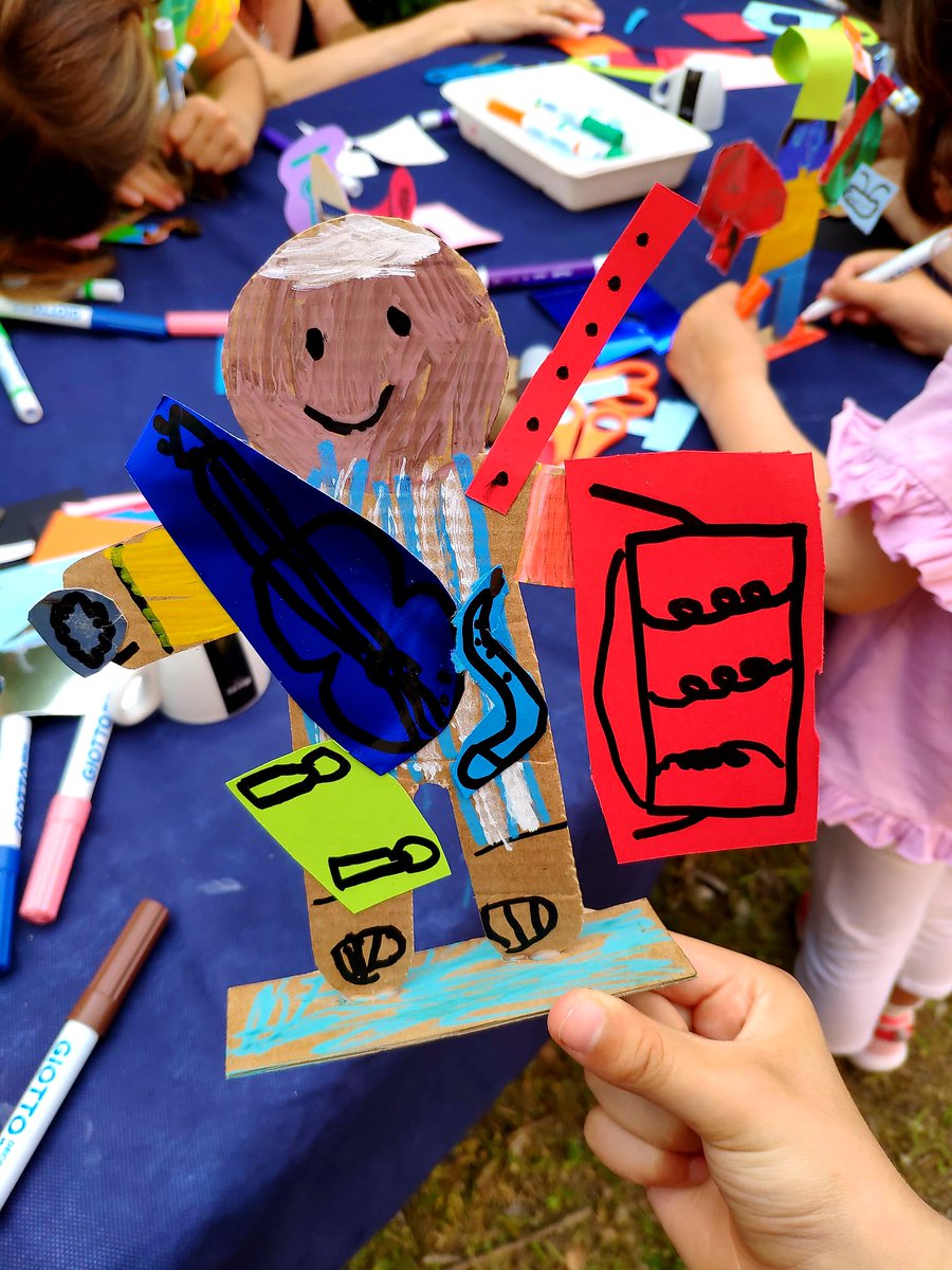 teatredesalt's tweet photo. 😍 Dissabte, després de la funció de @elpotpetit, els més petits van participar en un taller sobre "Les aventures del lleó vergonyós". 🦁

@ElClubCI va organitzar el taller, que va anar a càrrec de @cocucultura! 👏 https://t.co/p9U7BeX83a