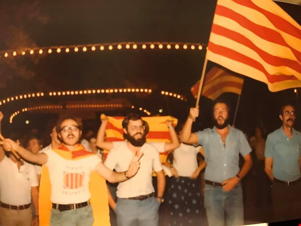ERC_IGUALADA's tweet photo. Avui és un dia trist per #Igualada. Ens ha deixat l'amic i company Pere Rodrígo. Un igualadí compromès i referent que va ser el 1r regidor independentista d'ERC de l'@ajigualada el 1987. El nostre condol a la família i amics.

"Bon viatge als guerrers que al seu poble són fidels" https://t.co/BNUIQHCblQ