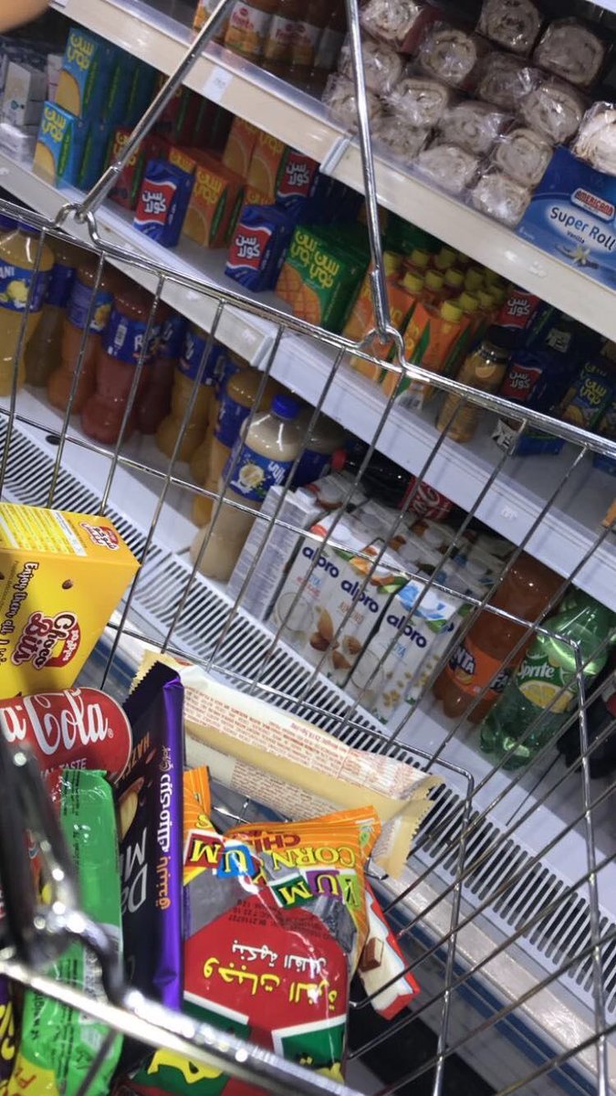 Naroo36390724's tweet photo. بابا حابب يخسر اليوم😂😂💔 https://t.co/nR0Bx2l6YI