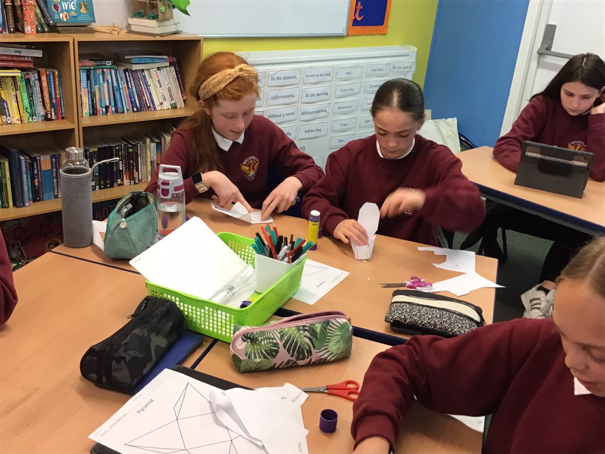 WellfieldMiddle's tweet photo. We are starting a project about the nets of 3D shapes in Y6 maths this week which will require us to choose, design and make packaging for a new brand of sweets. Today is the investigation phase… 🤔 #WMSCreativity #WMSCommunication https://t.co/LPWlwHCw2o