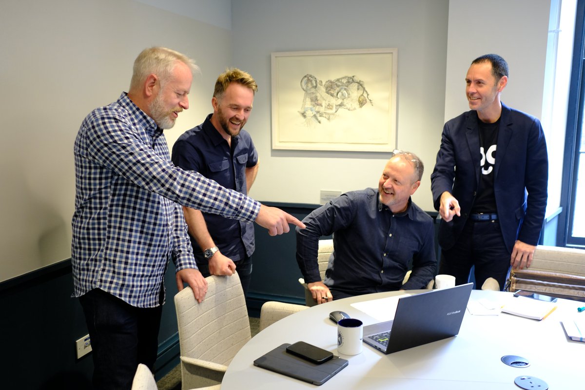 Our team had the best time planning and strategising the launch of the #FeelGoodHub socials last Friday in Edinburgh! We’re gunna make it a thing, you’ll see 😏

📣  Give us a shout if you want to try Feel Good Hub in your team: feel-good-hub.webflow.io.

#EmberTech_team