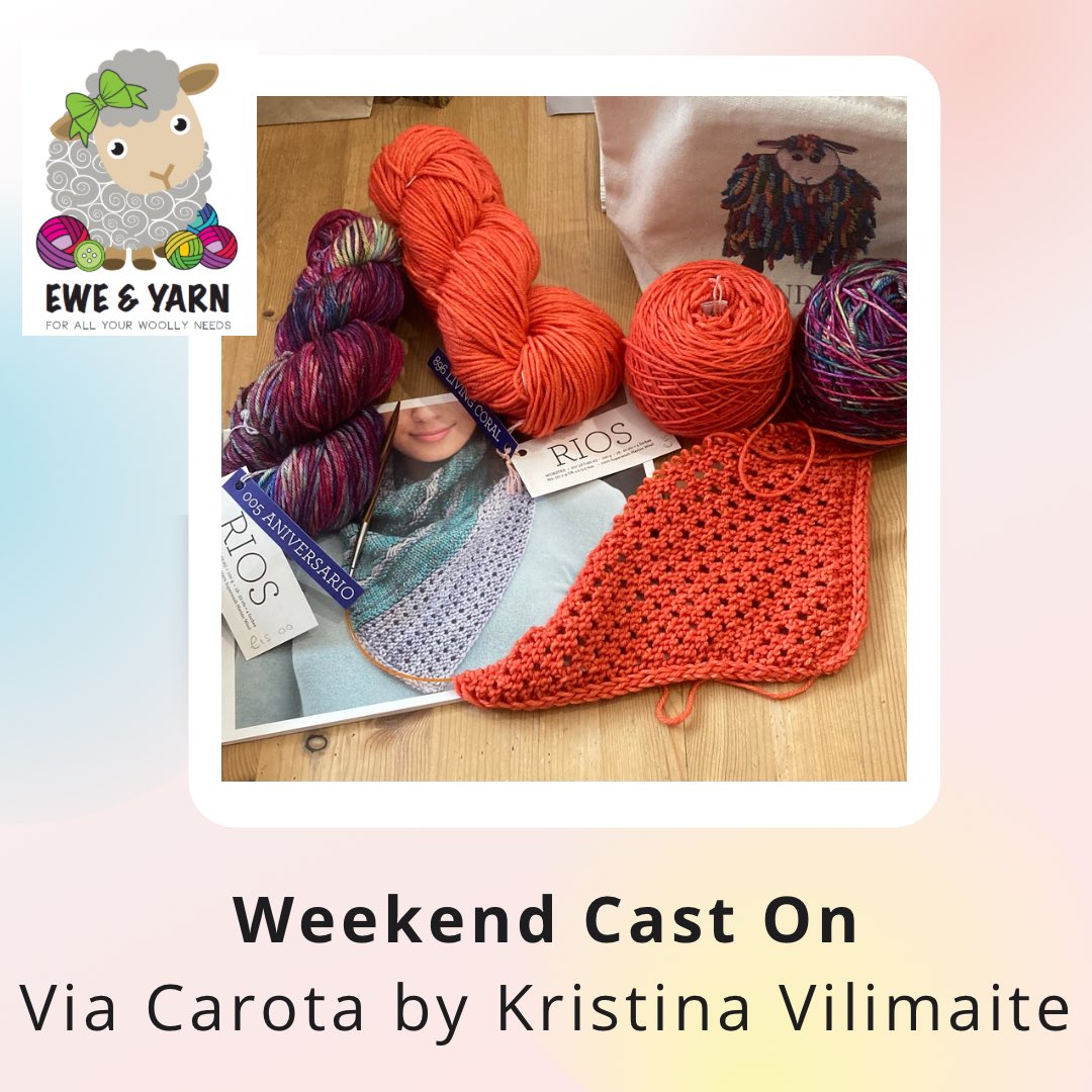 What were you tempted to cast on this weekend? This is the Via Carota Cowl in book 18 from malabrigo and I’m using Rios, Living Coral and Anniversario ❤️