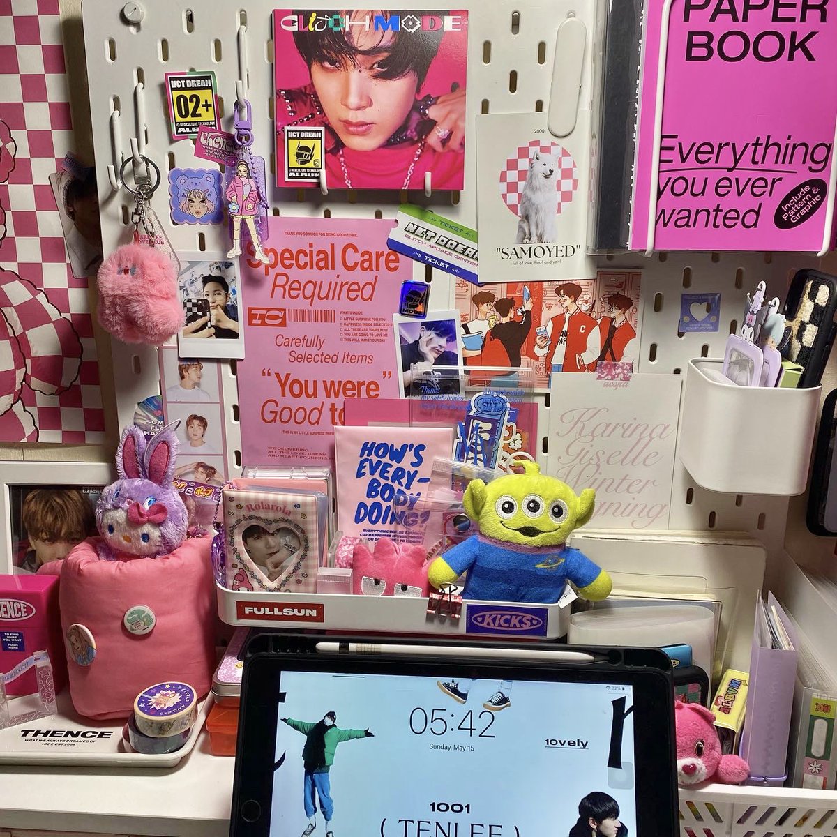 oddsnevn's tweet photo. pinkified 🩰 https://t.co/xnzr96z8lF