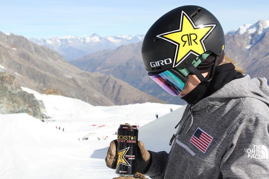 anna_drew_'s tweet photo. Teamwork makes the dream work! @rockstarenergy #CANdid https://t.co/a0iHp7kpL4