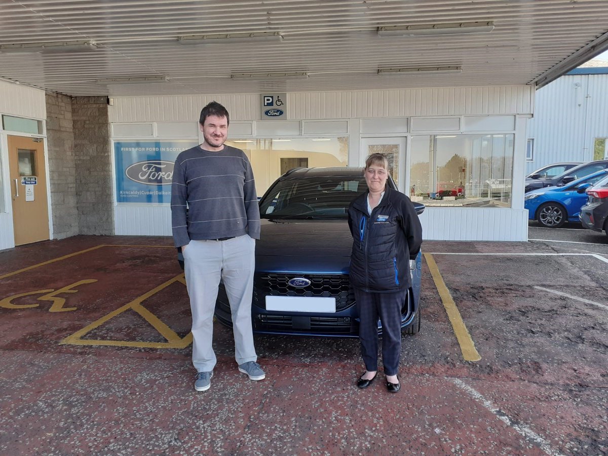 yourfordcentre's tweet image. Here's Peter with #SalesExecutive Elena, handing over the keys to his #BrandNew #22plate #car ❤️

We hope you have many enjoyable miles in it, going on #RoadTrip adventures! 🚘 @FordUK