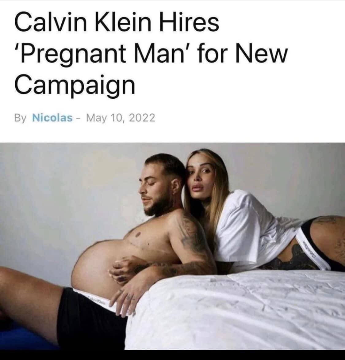 AvWLoevgreen's tweet photo. Vanvittigt. Sikke et knæfald for den yderste venstrefløjs agenda, Calvin Klein. Gravide mænd eksisterer ikke. Mænd kan ikke føde børn. Så er det sagt. #dkpol https://t.co/FxtwL84zZp
