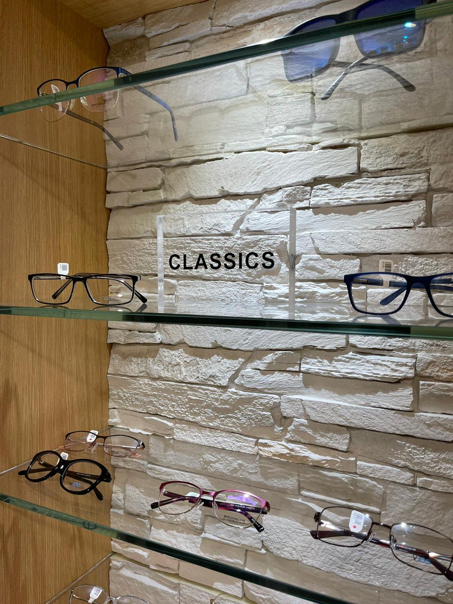 AFTSL1's tweet image. Latest project for #TaylorBiddle new signs for display cabinets and #partitionscreen to create a private area in the showroom. #severnsigns #displayblocks #screens