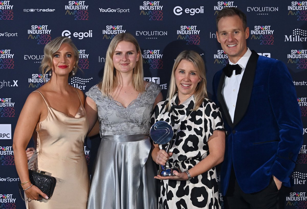 BedfordGirlsSch's tweet photo. We are so proud of #BGSAlumna Izzy Gurney (2017), who along with her colleagues at the MCC and the MCC Foundation, have won the Tessa Jowell Community Award at the @SportIndustry Awards for their Afghan Refugee Project.

📷 Izzy second from left. https://t.co/rBuuJEh8Ci