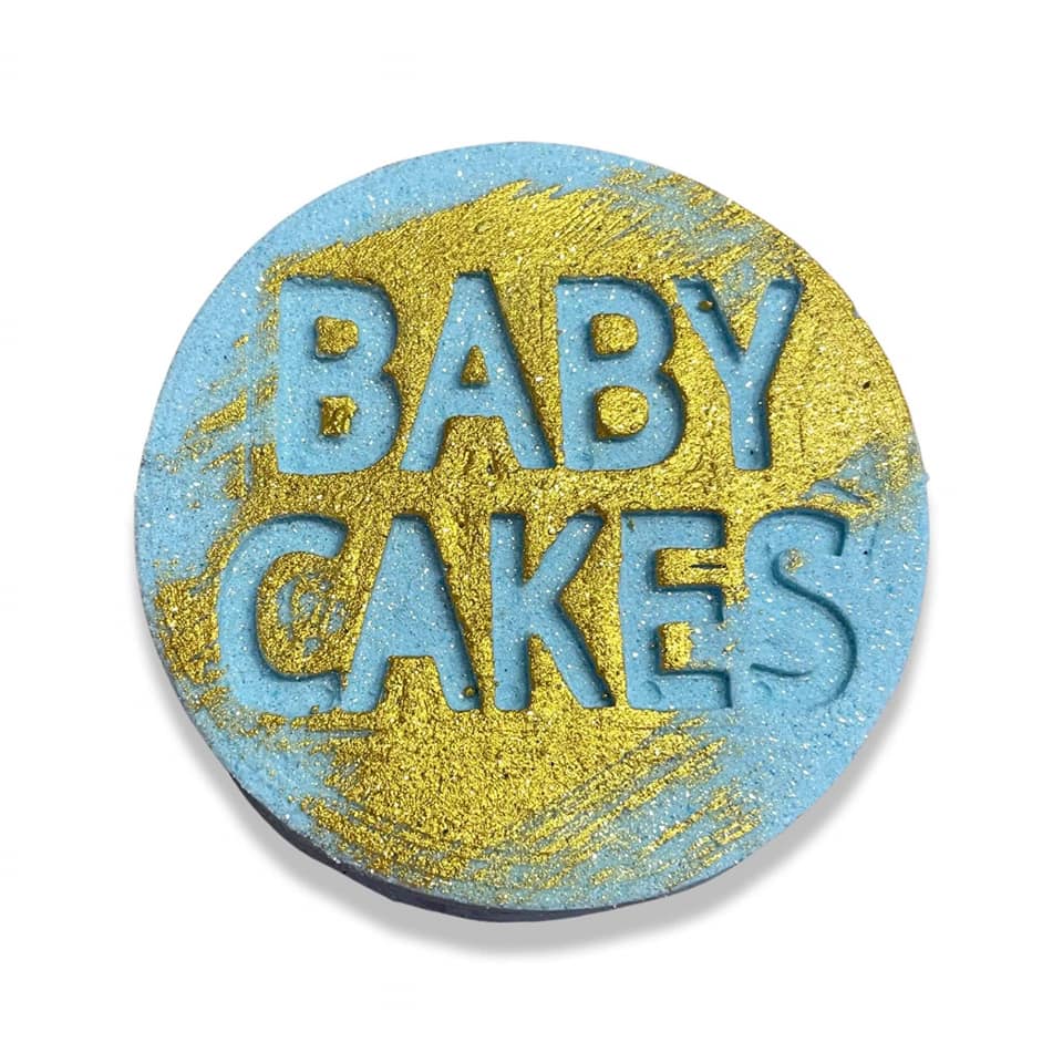 BombsandBubbles's tweet photo. Good evening #BuyMyShitHour! It has been a while I am afraid.. I have had a hectic few weeks and now I need to get rid of loads of shit! 

Get these 3 bath bombs at just a fiver each on my website:

https://t.co/RlieGw8Gdt

#BMSH #BuyIt #bathbombs #sale #clearance #cheapshit https://t.co/PKpVWt1xFH