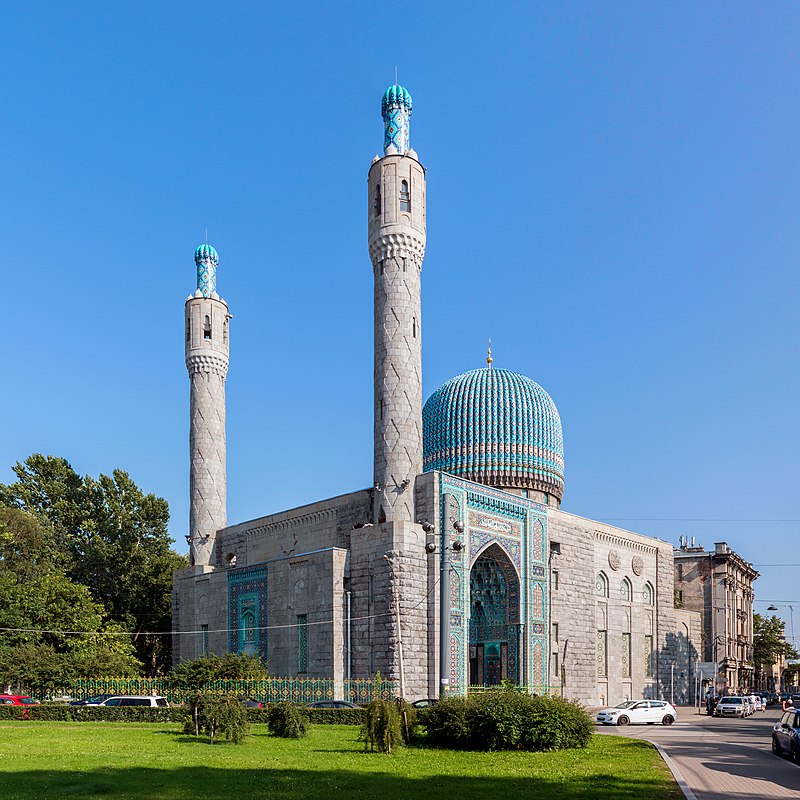 RussEmbDhaka's tweet photo. #IslamInRussia

Islam came to Russia in the 7th century.

Russia has the largest (!) Muslim population in Europe. Around 20 mln Muslims live in Russia. It's 14% of the country's population.

The Sunni Islam dominates in Russia (more than 90% of adherents). https://t.co/lo2WpTlrwl