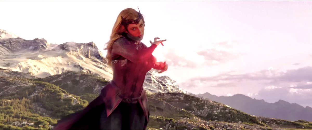 oocscarletwitch's tweet photo. Oh, she’s taking it. #ScarletWitch https://t.co/MK4absrVjW