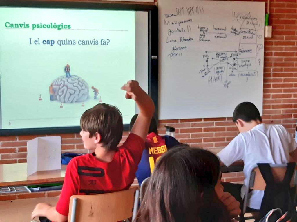 Institut de Corbera tweet media