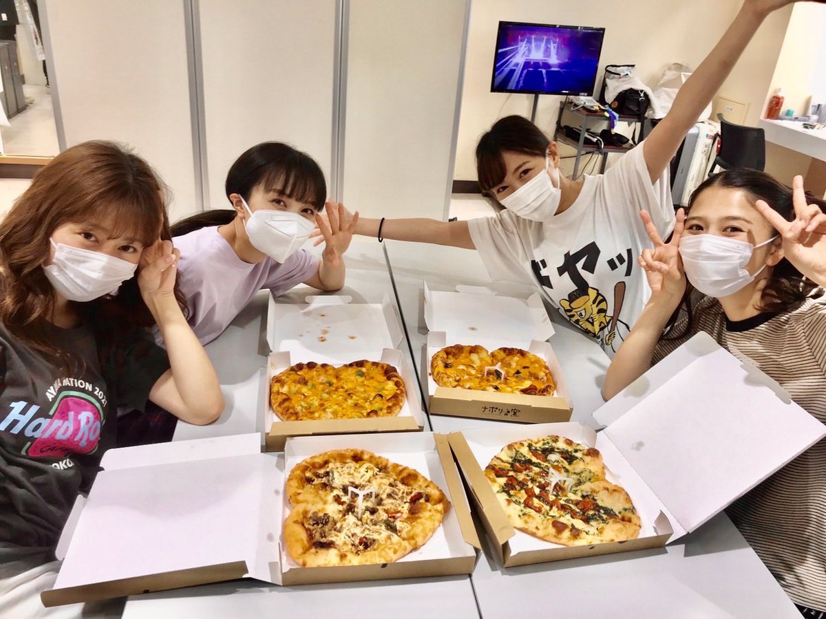 bchd6002's tweet photo. #ももクロ14周年の祝典 https://t.co/4E4kfk8NcR