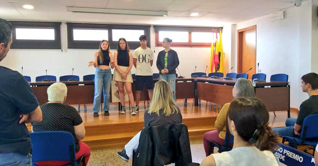 Institut de Corbera tweet media