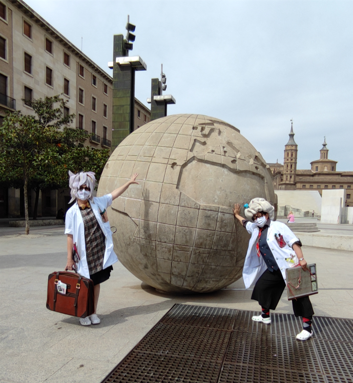 ZaragozaTurismo's tweet photo. 📢 Este domingo las profesoras ZZ Jones y Stones darán una Master Class 🎓 sobre Zaragozología en pleno Casco Histórico. 🤩 ¡Y con motivo de las #FiestasGoyescas nos hacen un 2x1!

📅 22 mayo
🕛 12:00 h
🎟️ https://t.co/5dpXmXgFxF

#ZGZtequiere #ZGZenfamilia https://t.co/uLj4SBtdmR