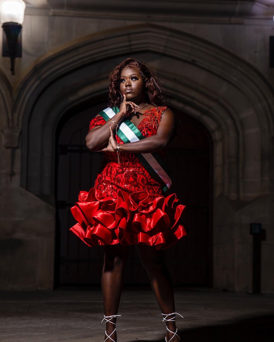 yallexisas's tweet photo. May 14, 2022 
I graduated from the University of Oklahoma with a B.A African and African American Studies and B.S Biochem with minor psychology https://t.co/c4JVo2q2wX