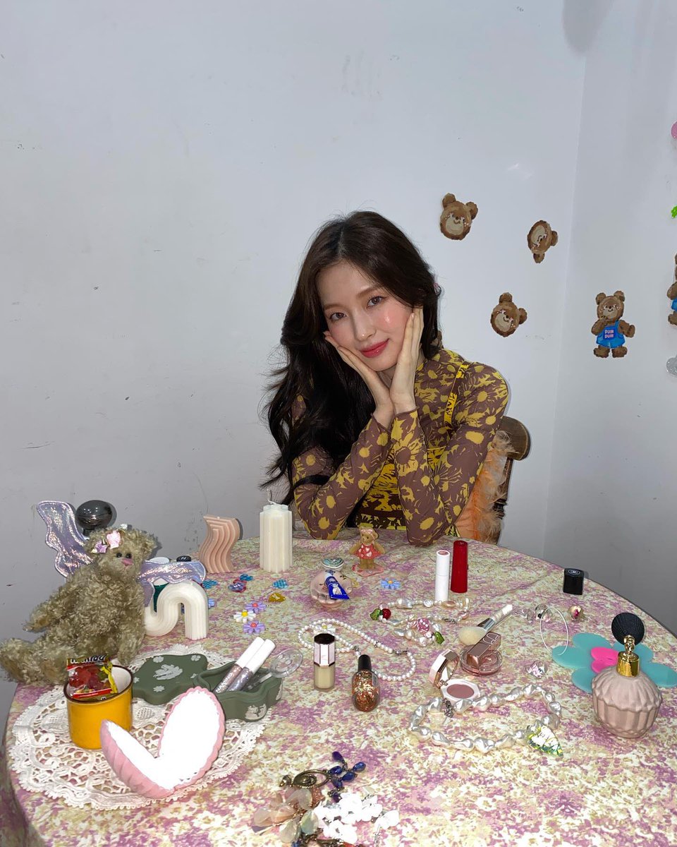 n년 전 오늘의 아린 tweet media