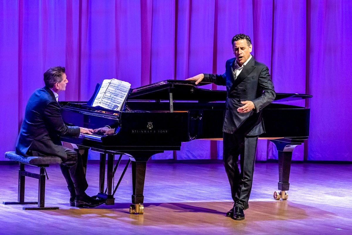 The magnificent Juan Diego Flórez and Vincenzo Scalera performed last night at the Turku Music Festival 💜

The evening was unforgettable and the atmosphere was amazing!

Thank you <a href="/jdiego_florez/">Juan Diego Flórez</a> &amp; Vincenzo Scalera and thank you audience ✨

#tmj2022