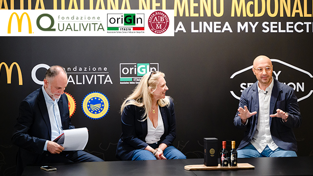 fqualivita's tweet photo. L’#AcetoBalsamicodiModena #IGP è protagonista di #MySelection2022, la linea premium di @McDonalds con prodotti #DOP #IGP ideata in collaborazione con @Jbastianich nell’ambito di un progetto sviluppato con @origin_italia e #Qualivita👉https://t.co/9DFcQbl8FN https://t.co/er0ZpLt8vm