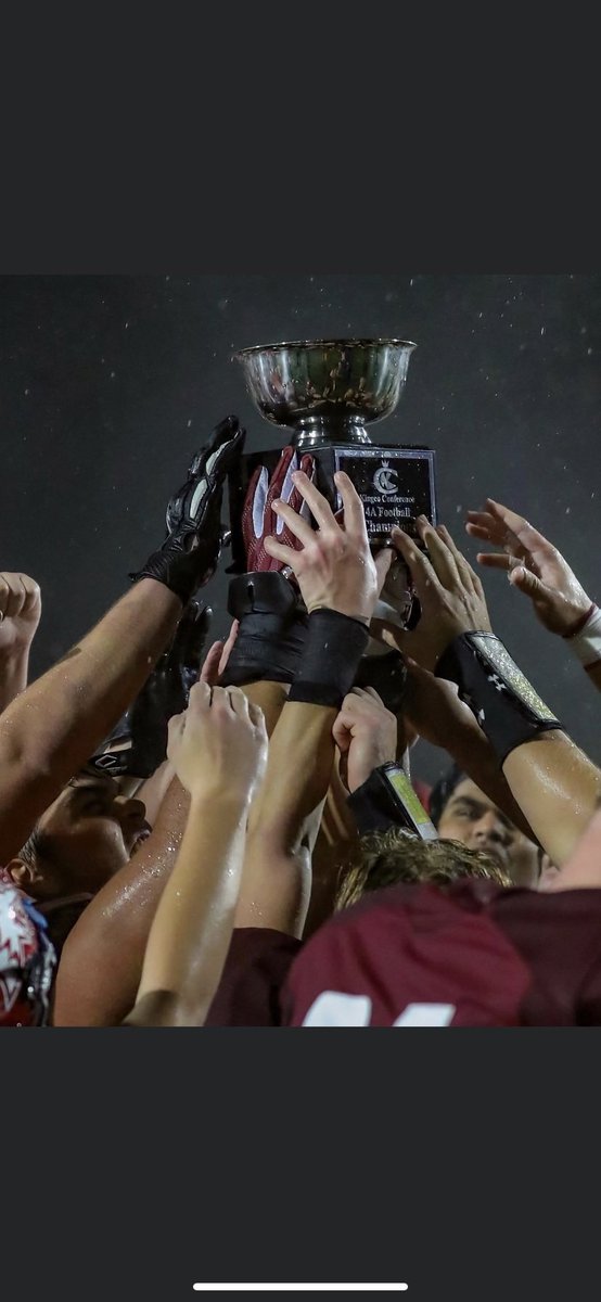 Eastlake Football is proud of our guys who are Kingco Champs in both 🏈 AND baseball⚾️. Great accomplishment. Good luck at state! <a href="/willwoodward12/">Will Woodward</a> <a href="/IsacksonHenry/">Henry Isackson</a> <a href="/Griffin_Miller9/">Griffin Miller</a> <a href="/NoahWeintraub8/">Noah Weintraub</a> <a href="/codymatson2022/">Cody Matson</a> <a href="/BorupBlake/">BlakeBorupBaseball</a> <a href="/cole_hunt3/">Cole Hunt</a> <a href="/LeviJoyce25/">Levi Joyce</a> <a href="/jedmunds_2/">Jack Edmunds</a> <a href="/GradyWoodward5/">Grady Woodward</a>