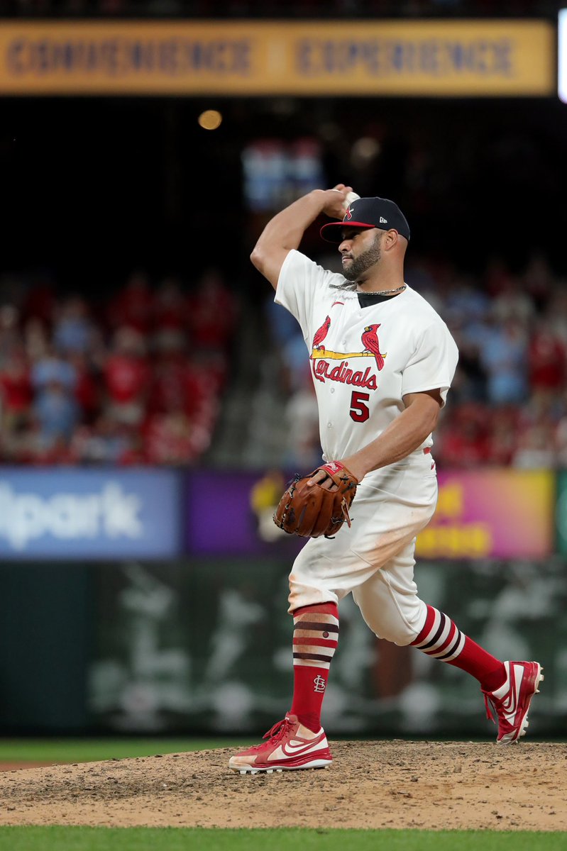 Cardinals's tweet photo. We live for nights like this! https://t.co/9IwjY2S6Nx