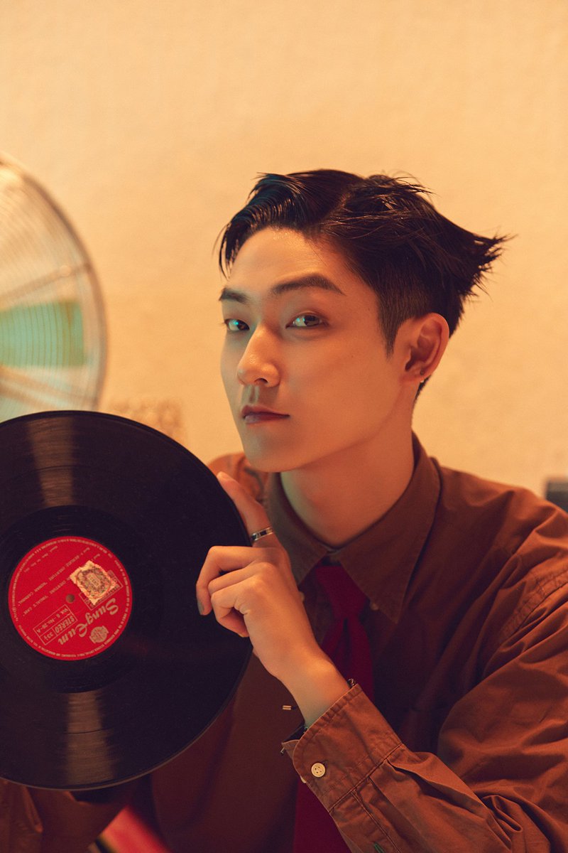 maple_boy0223's tweet photo. catching up from today's contents and I feel like I'm being rewarded with these pretty photos of MR. KEVIN MOON 💫 https://t.co/oJhfvMdKX5