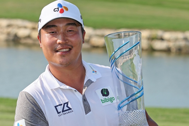 KH Lee revalida con éxito su título en el Byron Nelson con Spieth logrando el subcampeonato / #54SPGA / ... opengolf.es/circuitos/kh-l…
