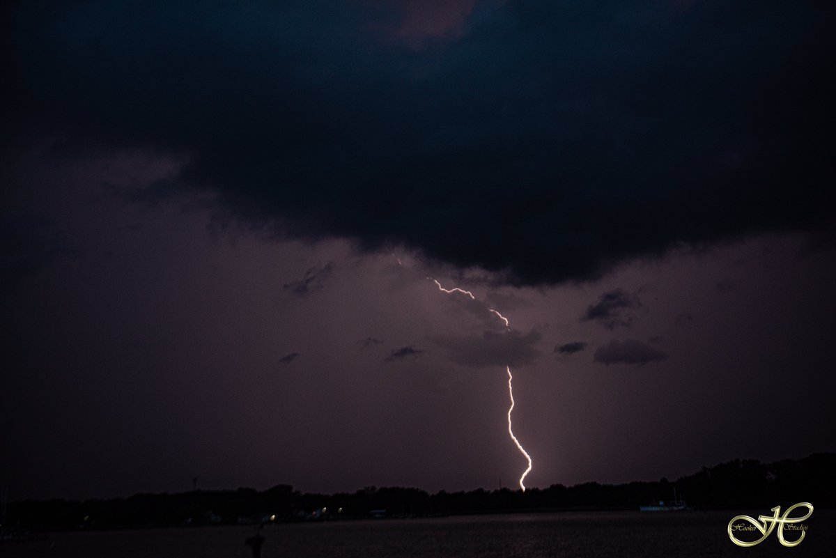 hooker62's tweet photo. last nights storm in #CBVA https://t.co/AOh74Nx1mB