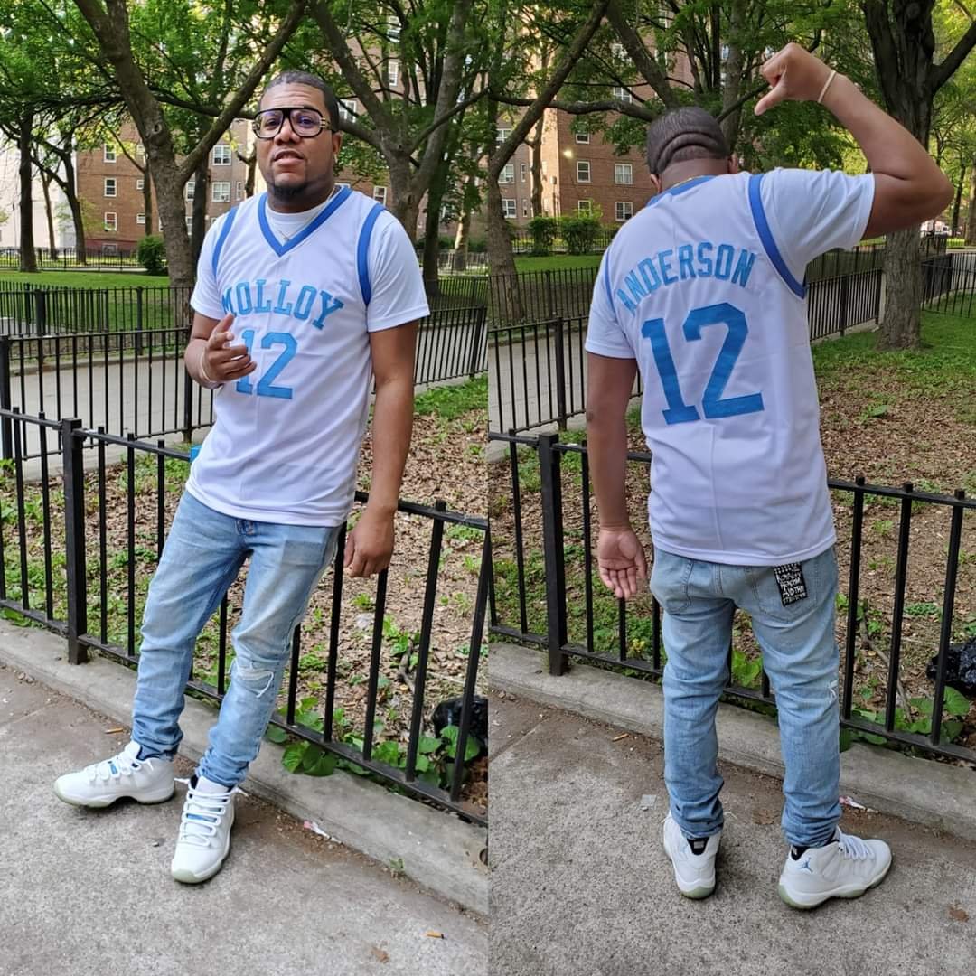 IPutTheHoodOn's tweet photo. Yeah I Do This Jersey Shit Alittle Different Cracked Out The @chibbs_1 Molloy High School Joint #ForTheCulture #NYLegend #PointGod #Nets #GTech #Hoopage #Queens #KennyAnderson https://t.co/QzCsquW2W5