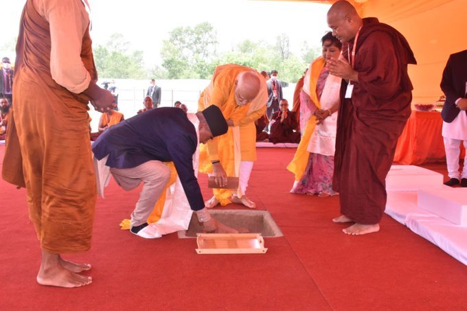 DevarshiJoshi17's tweet photo. PM @narendramodi addressed a programme in #Lumbini, the birthplace of #LordBuddha on the auspicious occasion of #BuddhaPurnima. 
#PMModi &amp; Nepal PM Sher Bahadur Deuba laid the foundation stone for said PM Modi.

#PMModiInNepal

 https://t.co/lniUI81ZSn
https://t.co/WQ2p7PluqG https://t.co/L7avYIpBn7