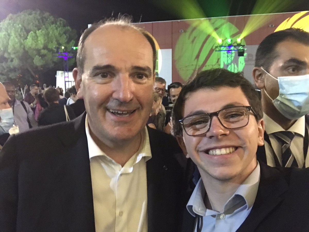 JarnoQ's tweet photo. Merci pour tout monsieur #Castex. 🇫🇷🇪🇺
#PremierMinistre #remaniement https://t.co/nm8sUJIvHf