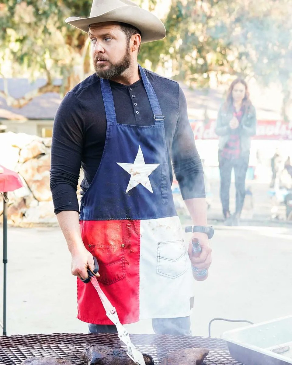 1Savis's tweet photo. #NationalBBQday 🥩
Anyone else patiently waiting for the return of #SEALTeam and #Savis? 🙋‍♀️ https://t.co/mEln7Jy193