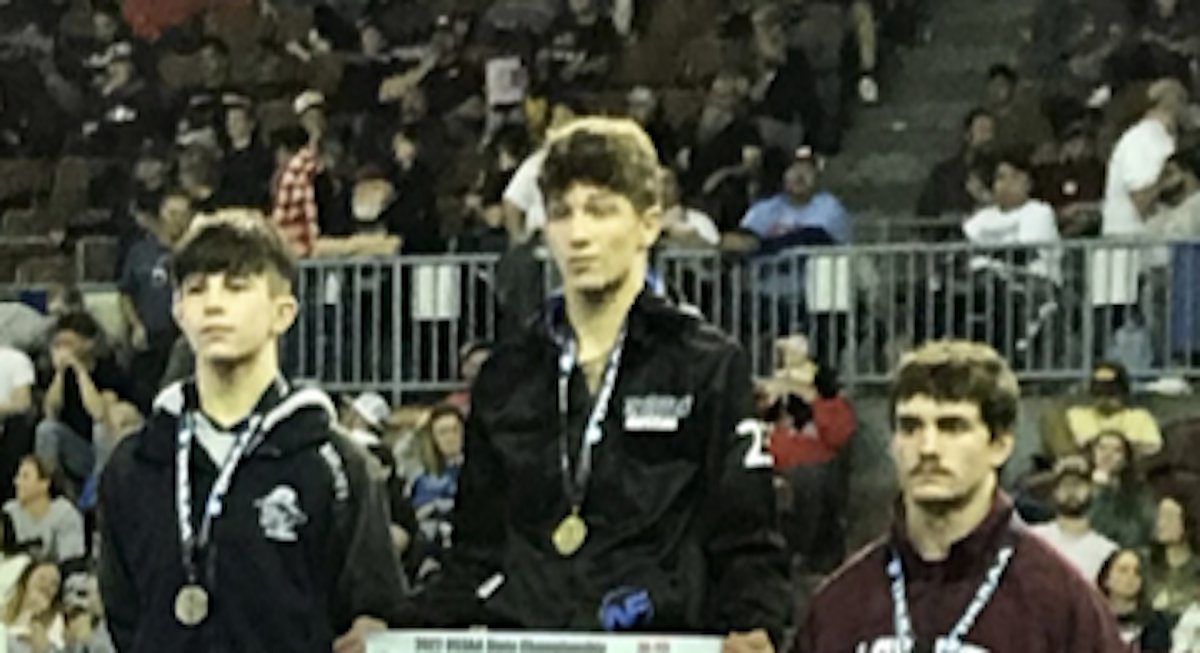 VYPEOK's tweet photo. Checotah’s Colt Collett – Athlete Spotlight – Presented By @OklahomaCross 

https://t.co/oczHtniZQh #okpreps https://t.co/2DzF0o9xsh